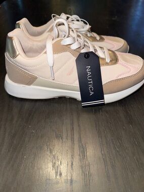 Size 4 Nautica Sneakers